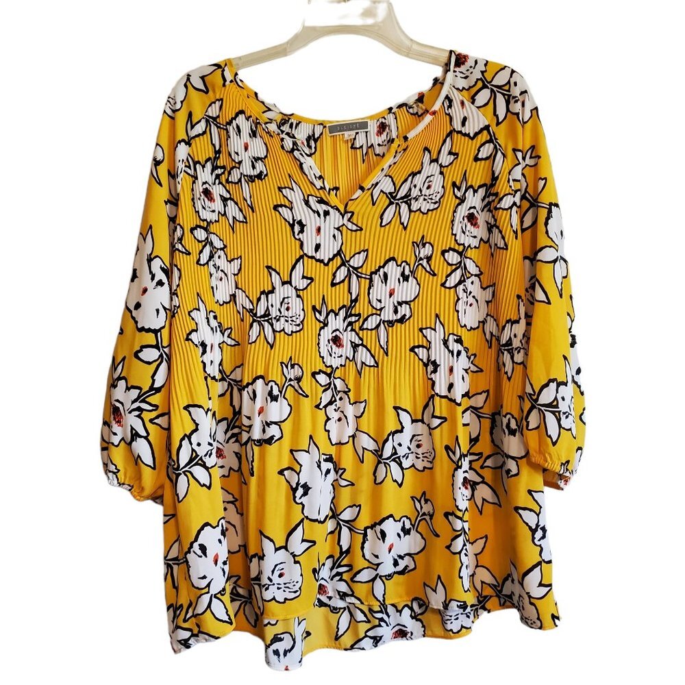 Pleione Pleated Chiffon Yellow‎ Floral V- Neck Blouse